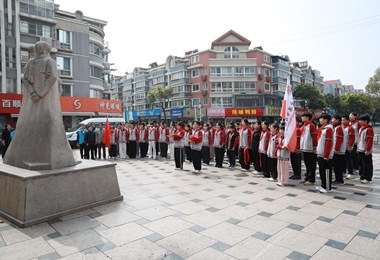 清明祭英烈・赓续长征魂